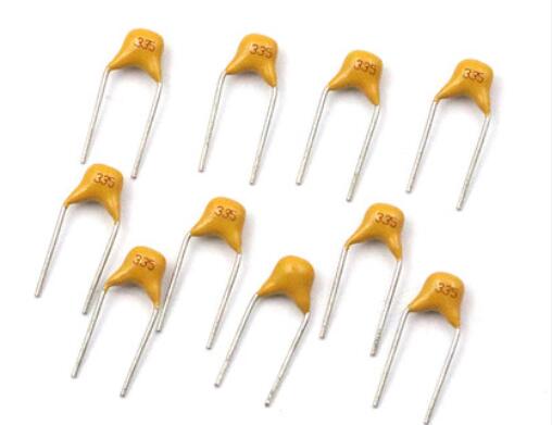 什么是径向独石电容？它有什么作用？