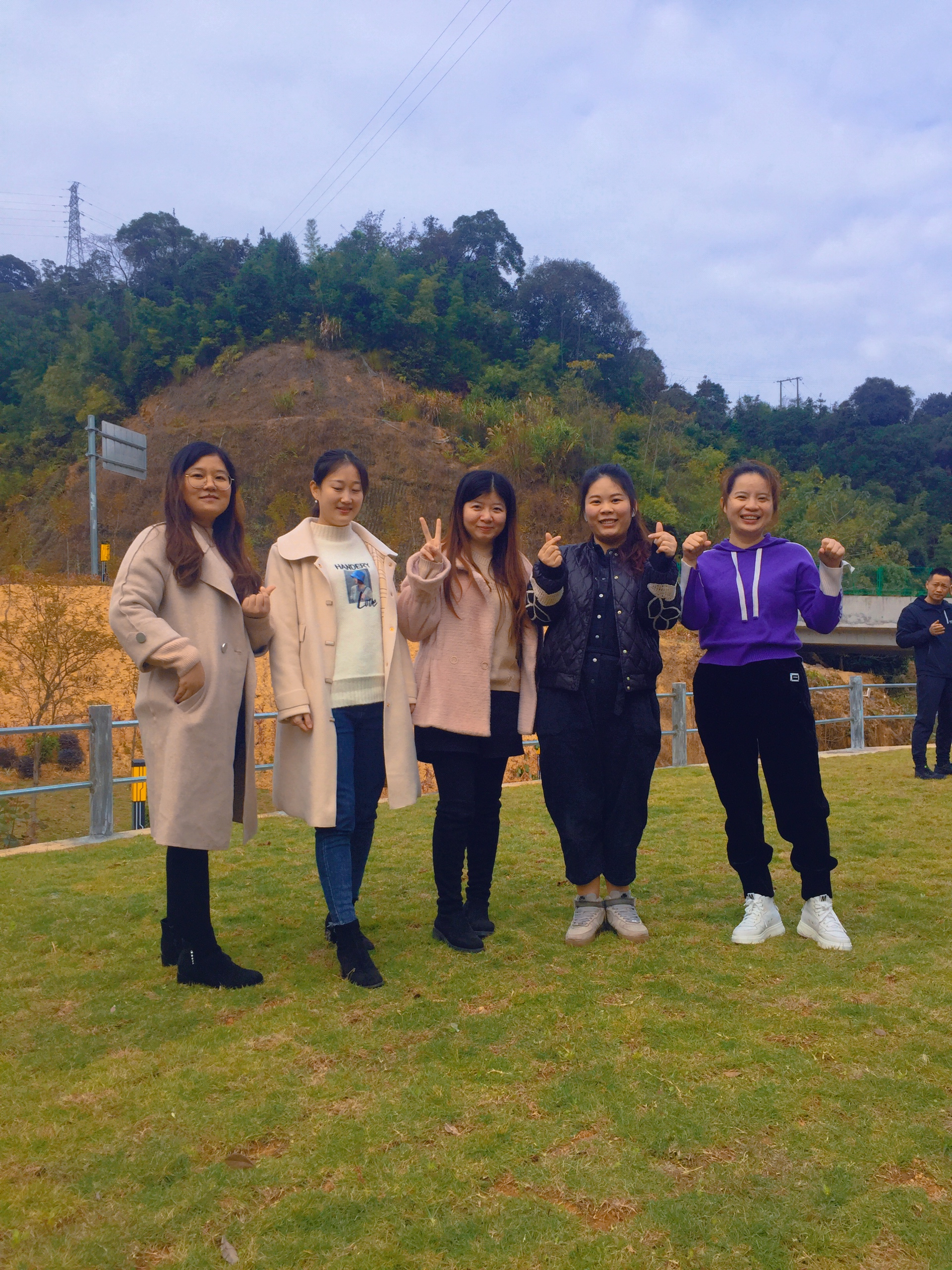 ce365af34f51c5d80d14611f4c8adf2c_r ce365af34f51c5d80d14611f4c8adf2c_r