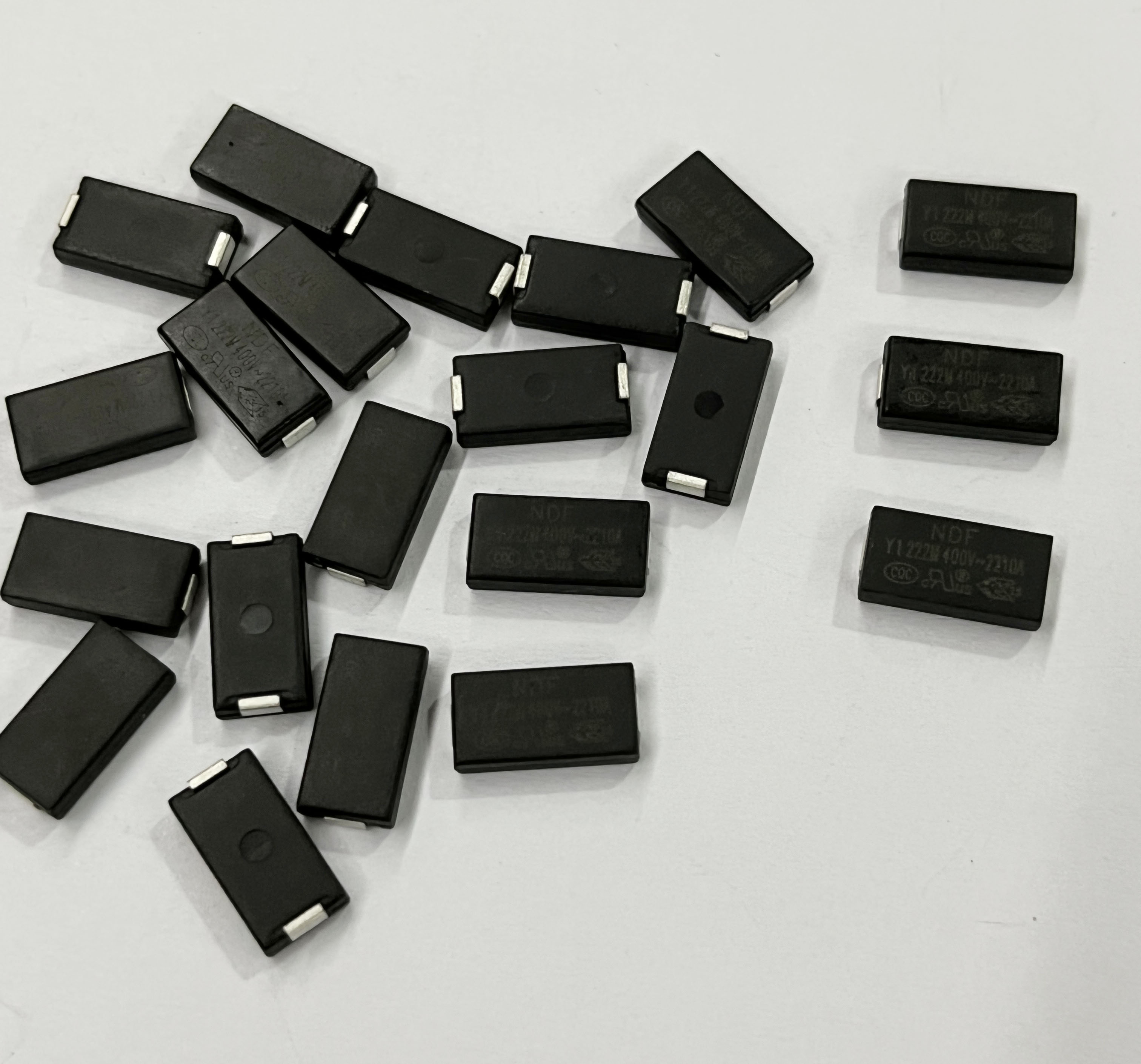 Y1-222M-Y5V Y1-222M-Y5V