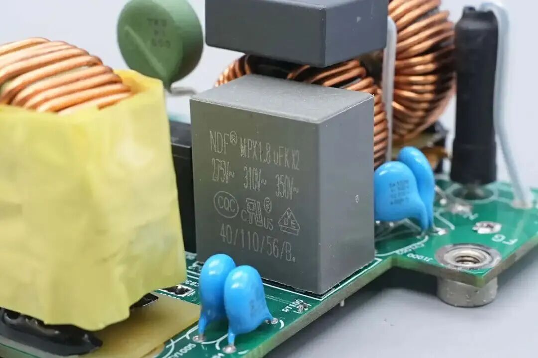 服务器电源专用X2电容