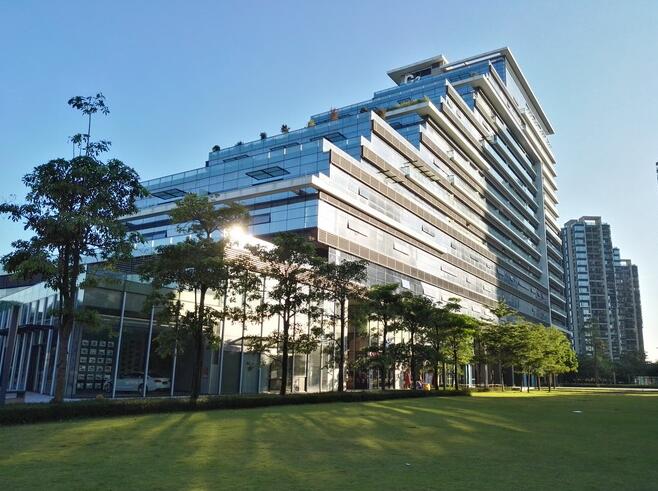 电压不当对薄膜电容器有影响吗？